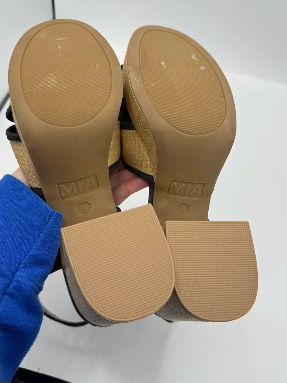MIA roxie platform sandal knotted heels beige/black size 8 resortwear vacation